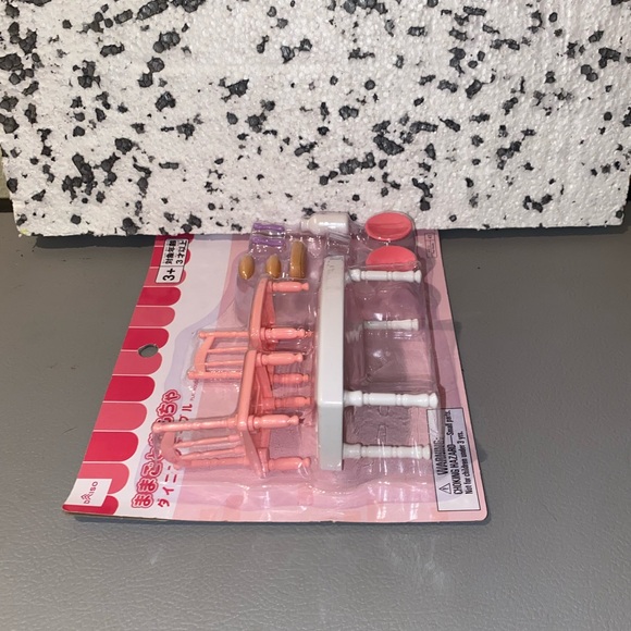 Doll House Kitchen/Dining Set, Colors: Pink, White, Purple & Tan, - Picture 5 of 9